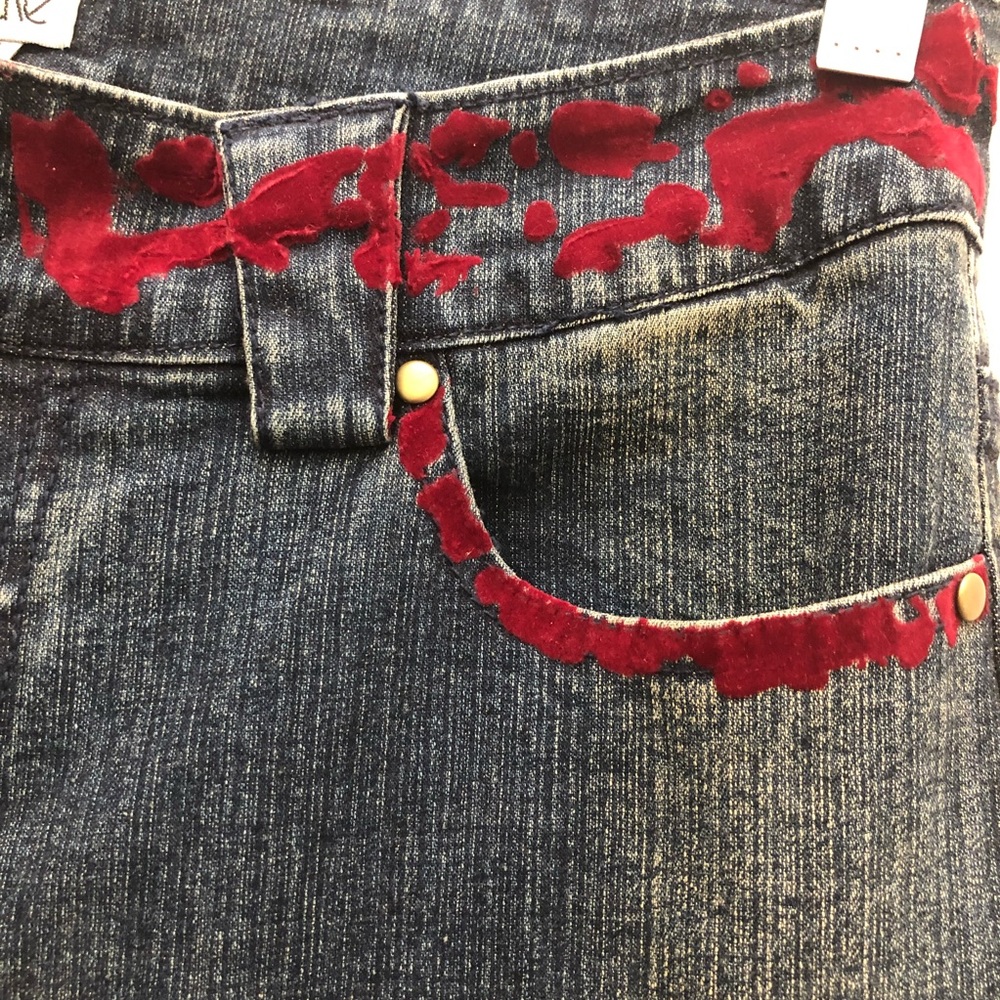Cache Novelty Denim with Design on Waist and Pockets Women's Size 6 Dark Wash - Picture 7 of 16